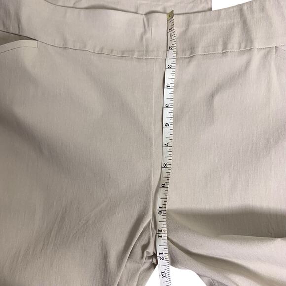 Chico's Pants Womens Size 4 (20) Josie Perfect Stretch Snap Ankle Pale Taupe NWT - Picture 8 of 9